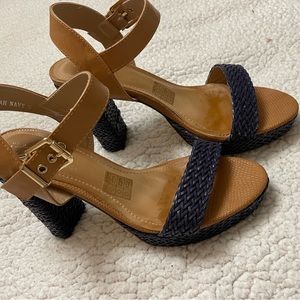 Stylish Raffia Platform Sandals